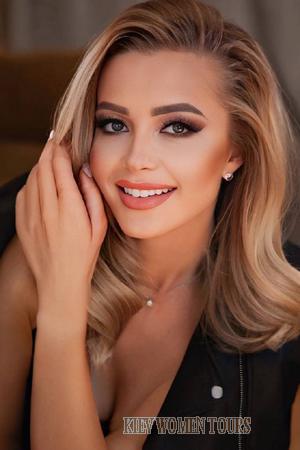 223099 - Alla Age: 33 - Ukraine