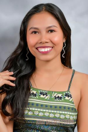 223136 - Lea Age: 25 - Philippines