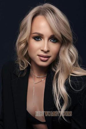 223157 - Tetiana Age: 30 - Ukraine