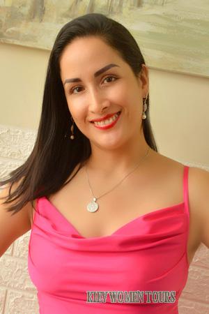 223730 - Paola Age: 41 - Peru