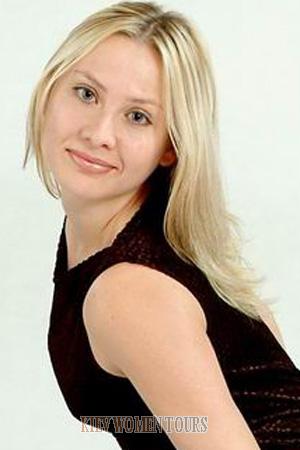 59184 - Oksana Age: 31 - Ukraine